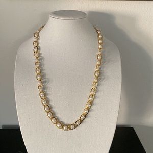 Woman’s Vintage Necklace